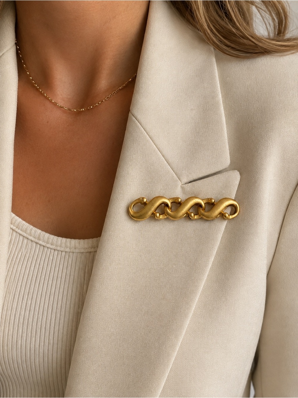 Vintage Gold S-Link Bar Brooch Abstract Sculptural Pin